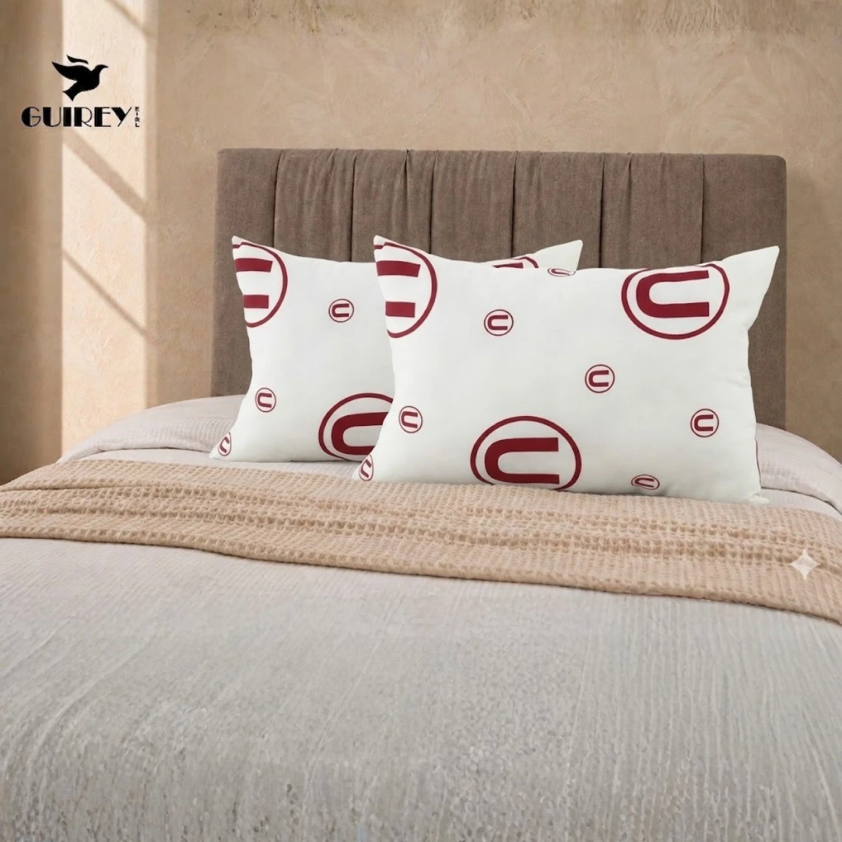 Almohada Universitario